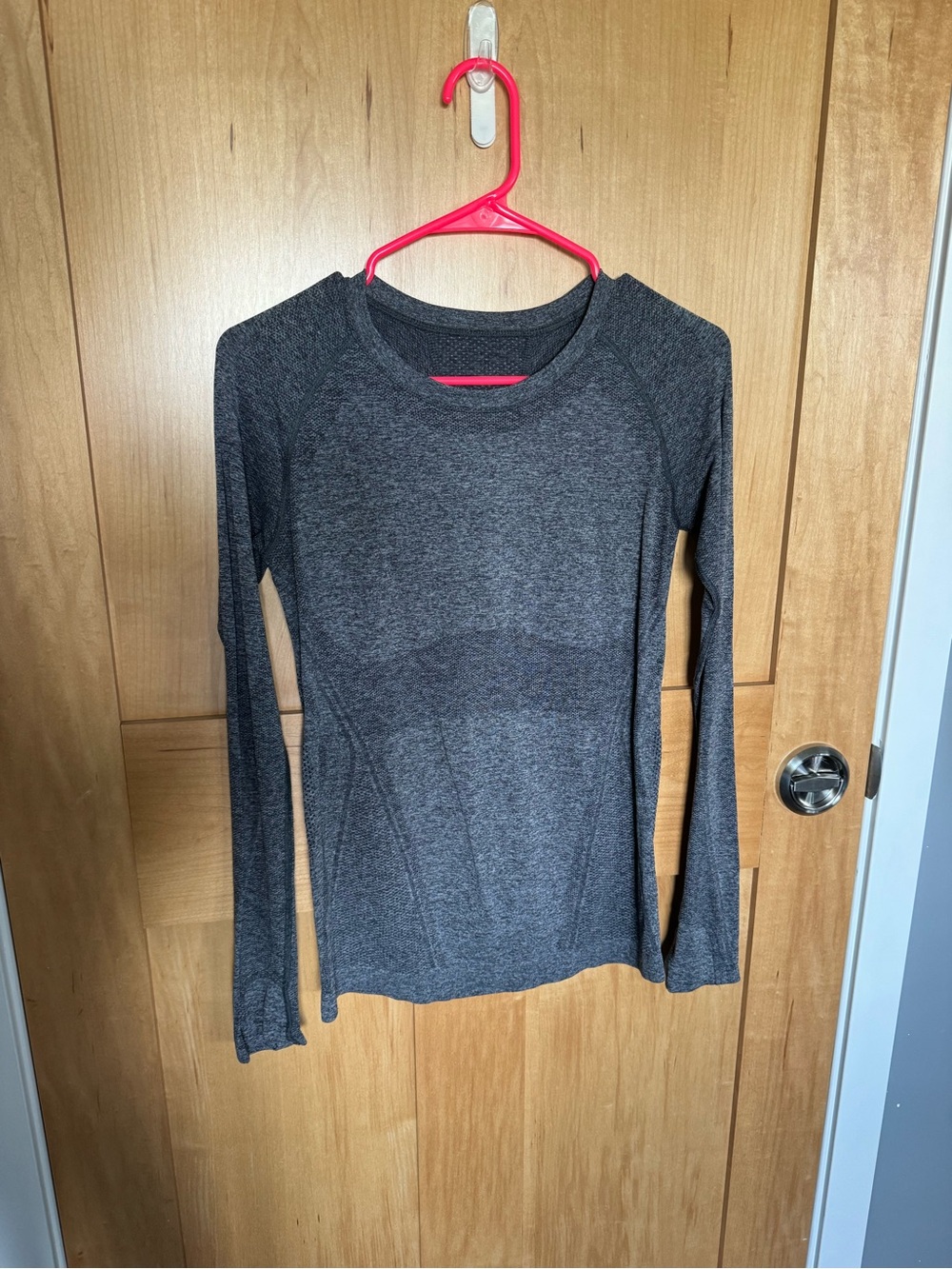 Fabletics Charcoal Gray Long Sleeve Seamless Top